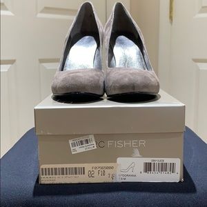 Marc Fisher suede heel